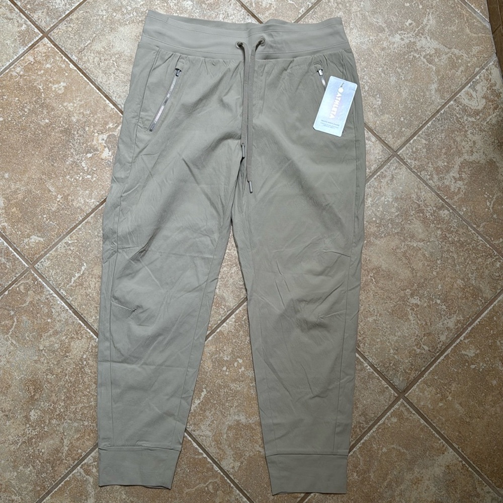 Athleta Trekkie north jogger